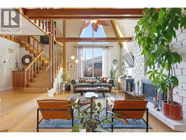 1756 CLIFFORD Avenue, Kamloops, British Columbia V2B4G6
