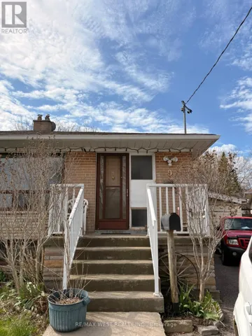 9 SYRACUSE CRESCENT, Toronto (West Hill), Ontario M1E2G7