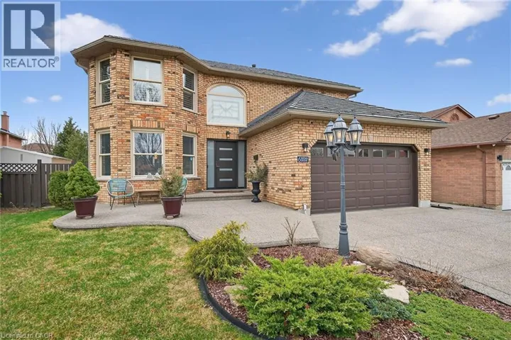 6 REGAL Drive, Hamilton, Ontario L8W2P4