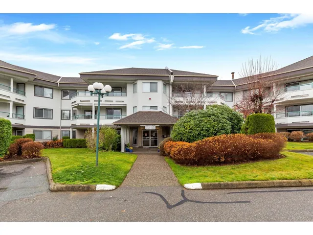 246 2451 GLADWIN ROAD, Abbotsford, British Columbia V2T3N8