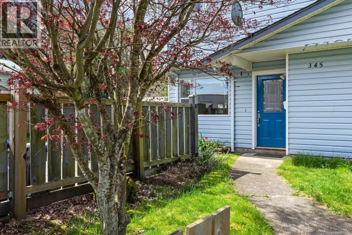 B 345 Menzies Ave, Courtenay, British Columbia V9N3C2