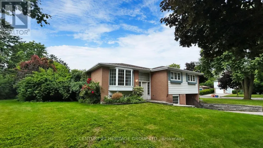 1 DUNSINANE DRIVE, Markham (Royal Orchard), Ontario L3T3K1