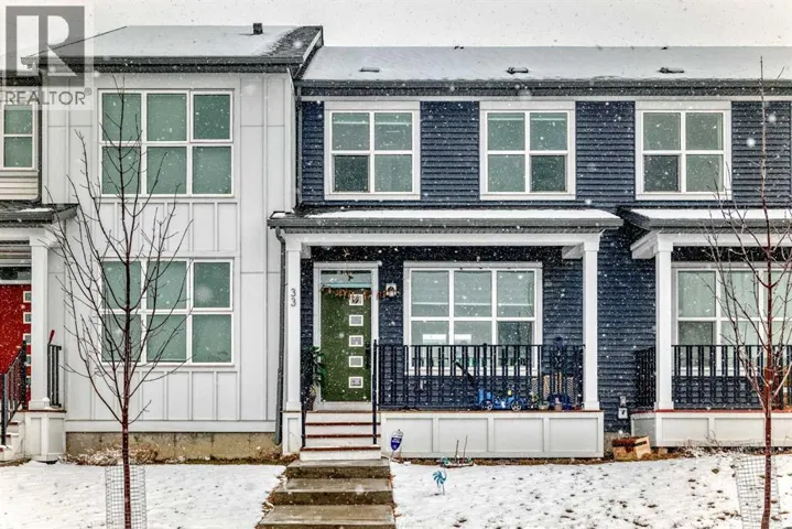 33 Savanna Manor NE, Calgary, Alberta T3J2J8