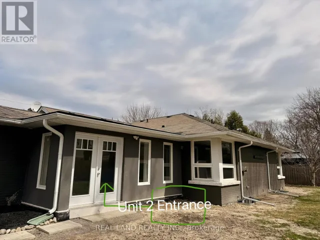 2 (BACK) - 220 MILLARD AVENUE, Newmarket (Central Newmarket), Ontario L3Y1Z2