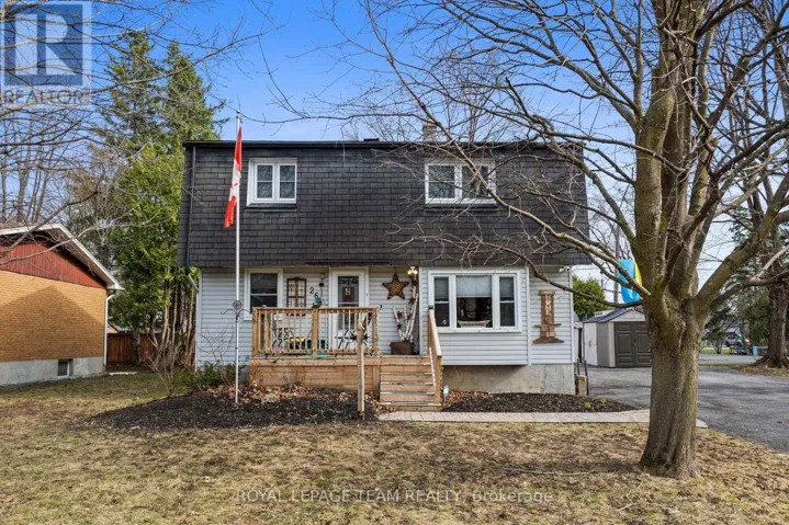 26 STARWOOD ROAD, Ottawa, Ontario K2G1Y8