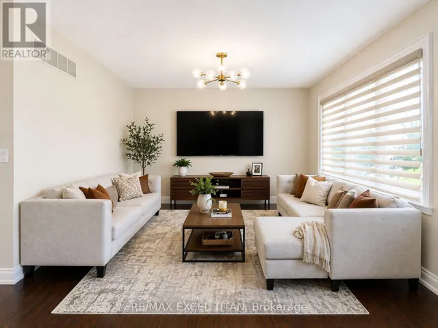 77 CULFORD ROAD, Toronto (Brookhaven-Amesbury), Ontario M6M4K1