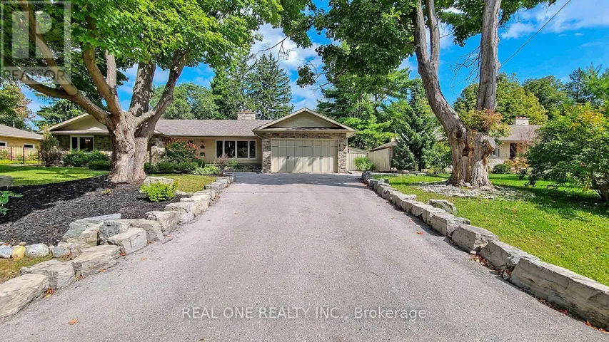 265 WOODLAND DRIVE, Oakville (FD Ford), Ontario L6J4W6