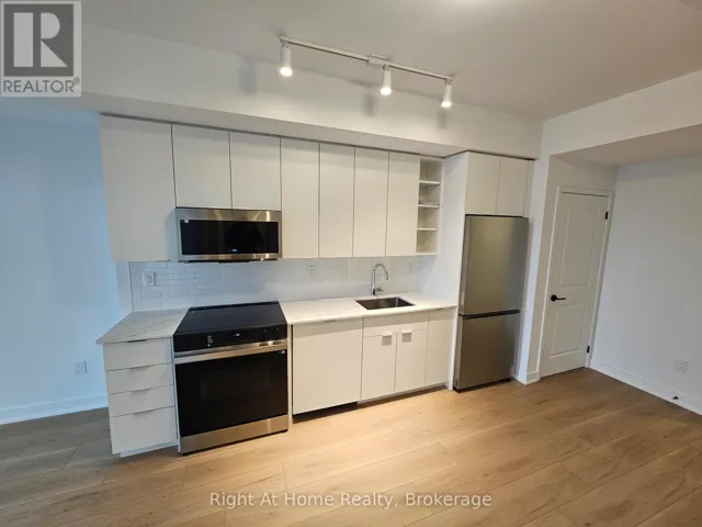 810 - 2075 LAKESHORE ROAD, Burlington (Brant), Ontario L7R0H3