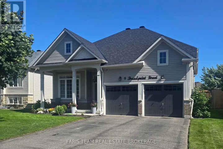 9 BROADPOINT STREET, Wasaga Beach, Ontario L9Z3B8