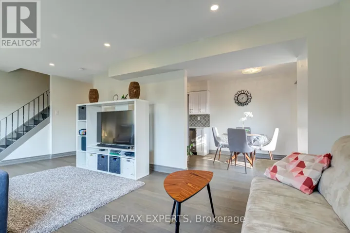 J - 766 WALTER STREET, Cambridge, Ontario N3H4P3