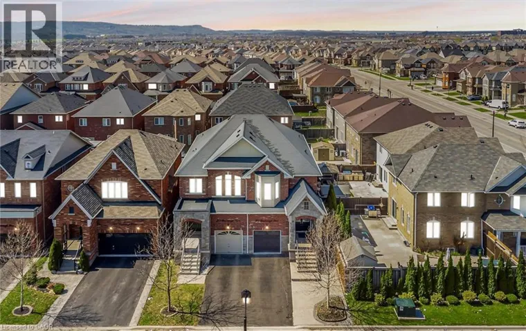 313 BESSBOROUGH Drive, Milton, Ontario L9T8P5