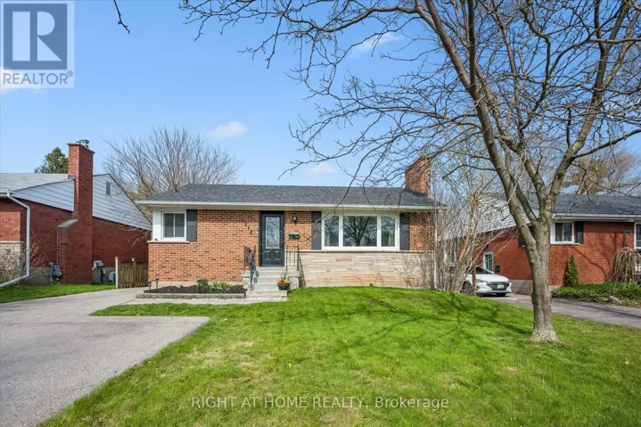 1275 ROYAL DRIVE, Burlington (Mountainside), Ontario L7P2G2