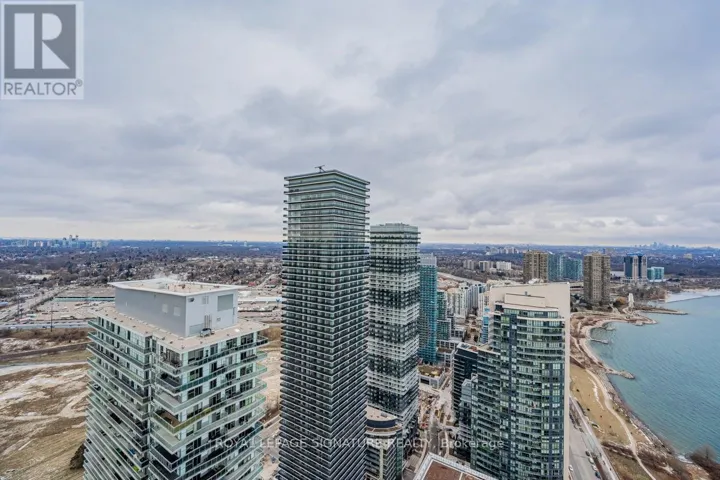LPH05B - 20 SHORE BREEZE DRIVE, Toronto (Mimico), Ontario M8V1A1