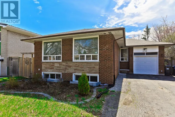 2730 TRUSCOTT DRIVE, Mississauga (Clarkson), Ontario L5J2B7