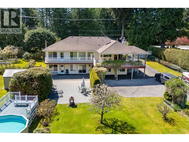 7904 REDROOFFS ROAD, Halfmoon Bay, British Columbia V7Z1A4