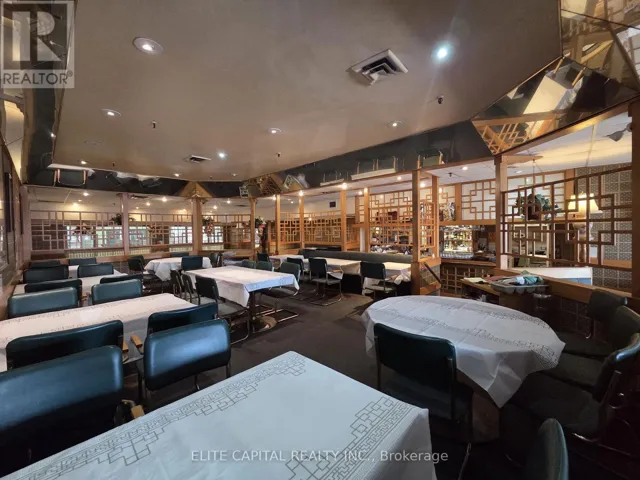 377 BURNHAMTHORPE ROAD E, Mississauga (Rathwood), Ontario L5A3Y1