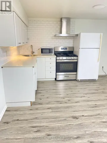 BSMNT - 37 CLIFTON AVENUE, Toronto (Bathurst Manor), Ontario M3H4K9