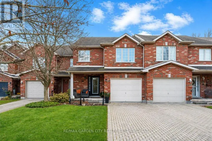 166 LAWRENCE LANE, Pelham (Fonthill), Ontario L0S1E4