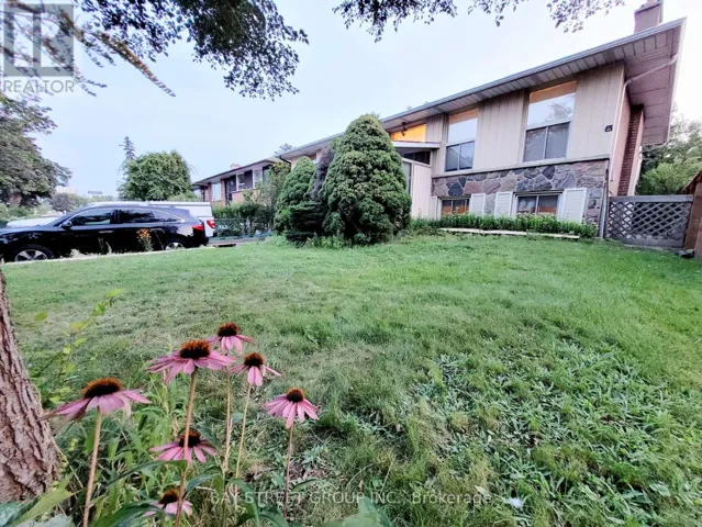 238 THE WEST MALL, Toronto (Markland Wood), Ontario M9C1C5