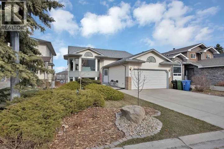 147 Harvest Oak Crescent NE, Calgary, Alberta T3K4C8