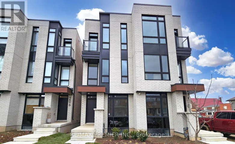 208 MCROBERTS AVENUE, Toronto (Corso Italia-Davenport), Ontario M6E4P5