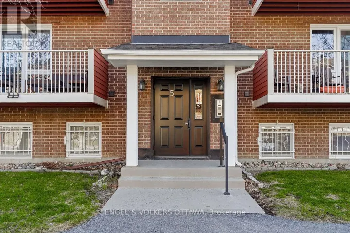508 - 1589 ST BERNARD STREET, Ottawa, Ontario K1T3H7