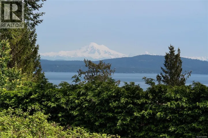 805 Yole Pl, Saanich, British Columbia V8Y3B1