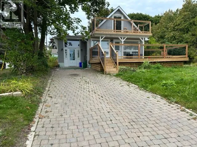 2 - 5749 LAKESHORE ROAD, Whitchurch-Stouffville, Ontario L4A7X3