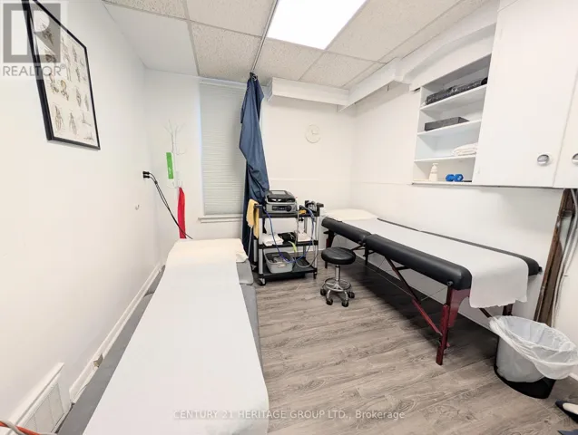 58 MAJOR MACKENZIE DRIVE E, Richmond Hill (Crosby), Ontario L4C1G9