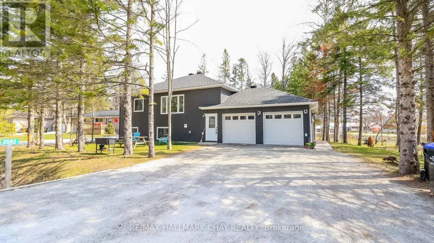 2082 CENTRE AVENUE, Severn (Ardtrea), Ontario L3V6H3