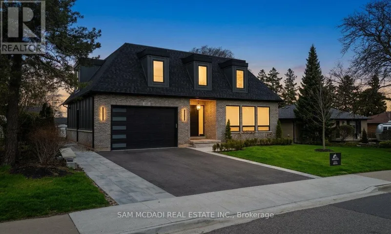 107 VISTA BOULEVARD, Mississauga (Streetsville), Ontario L5M1W1