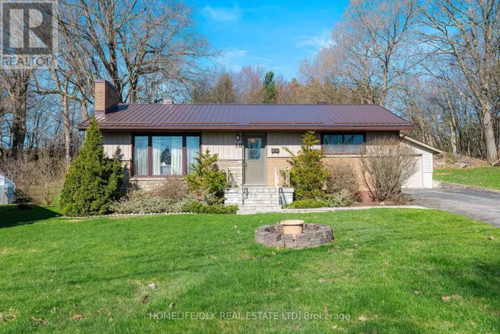 10 OAK CRESCENT, Brockville, Ontario K6V5R6