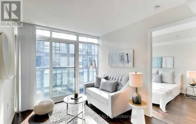 1706W - 36 LISGAR STREET, Toronto (Little Portugal), Ontario M6J0C7