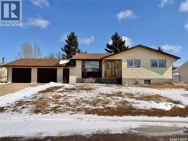 521 Hearn STREET, Outlook, Saskatchewan S0L2N0