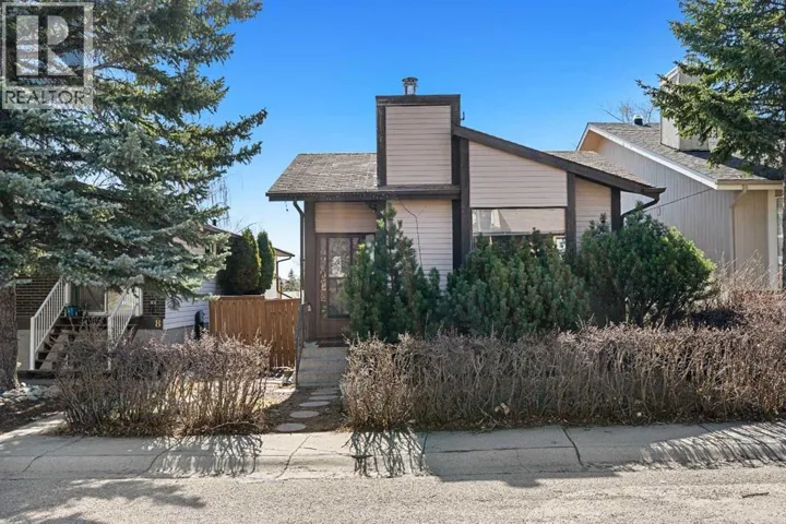 12 Edgedale Way NW, Calgary, Alberta T3A2P8