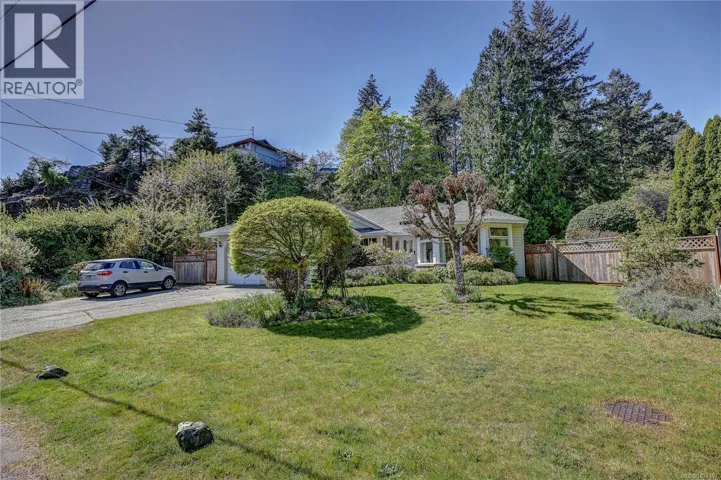 1402 Rose Ann Dr, Nanaimo, British Columbia V9T3Z3