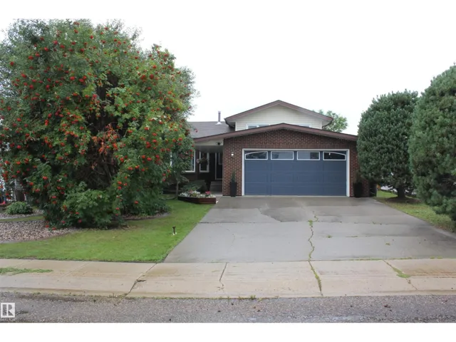 5110 54A Street, Elk Point, Alberta T0A1A0