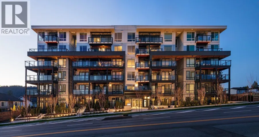 212 707 COMO LAKE AVENUE, Coquitlam, British Columbia V3J0J5