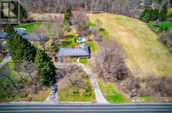 1215 BRITANNIA ROAD, Burlington, Ontario L7P0E7