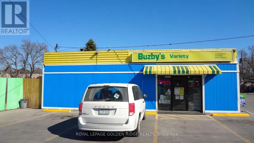 223 ST. CATHARINES STREET, West Lincoln (Smithville), Ontario L0R2A0