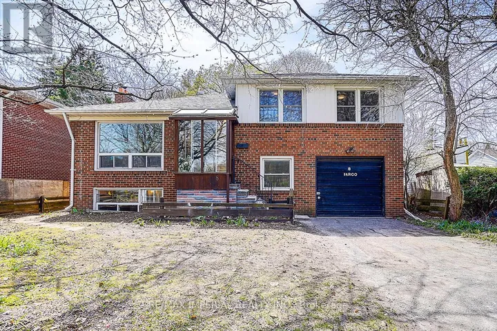 8 FARGO AVENUE, Toronto (Newtonbrook West), Ontario M2M1T9