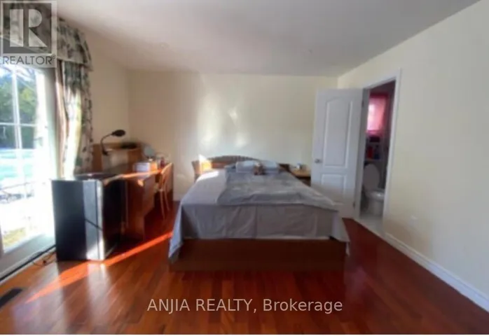 MAIN FLOOR #2 - 20 COLINAYRE CRES CRESCENT, Toronto (L'Amoreaux), Ontario M1T3A9