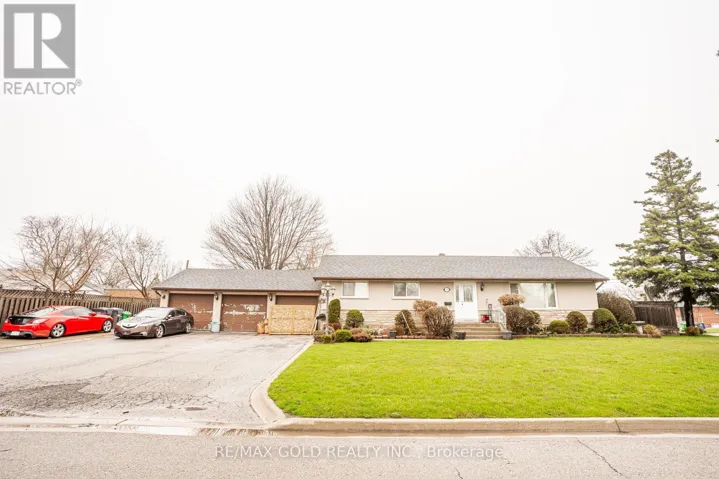 37 CARLYLE CRESCENT, Brampton (Brampton East), Ontario L6W2Y9