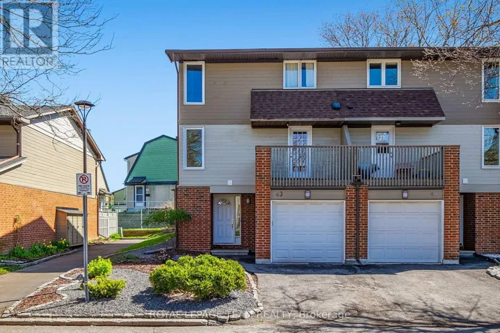 43 - 3205 UPLANDS DRIVE NE, Ottawa, Ontario K1V9T3