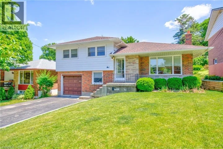 31 BRODICK Street, Hamilton, Ontario L8S3E3