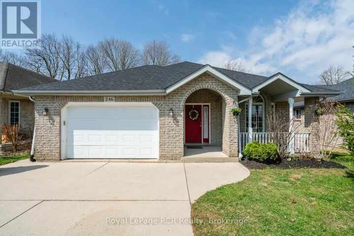 246 16TH AVENUE, Hanover, Ontario N4N3V3