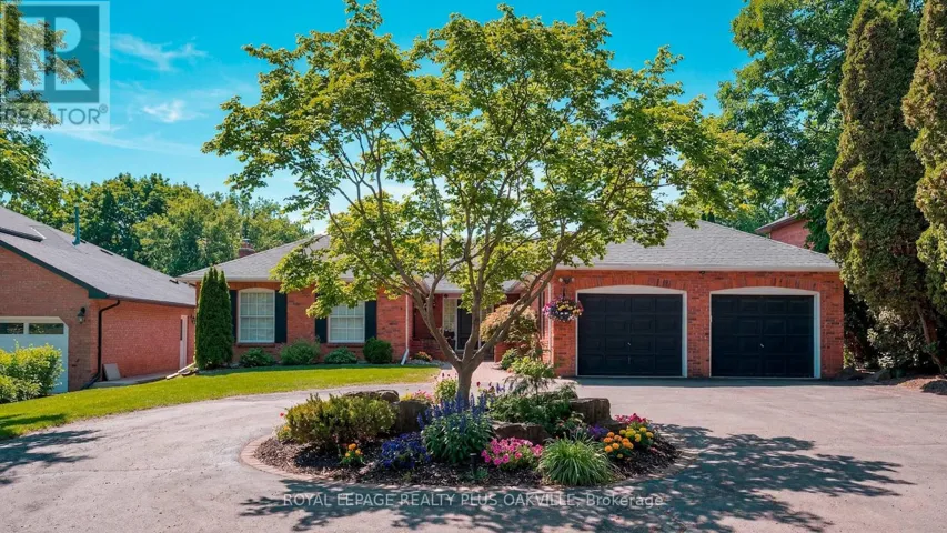 258 SHOREACRES ROAD, Burlington (Shoreacres), Ontario L7L2H4