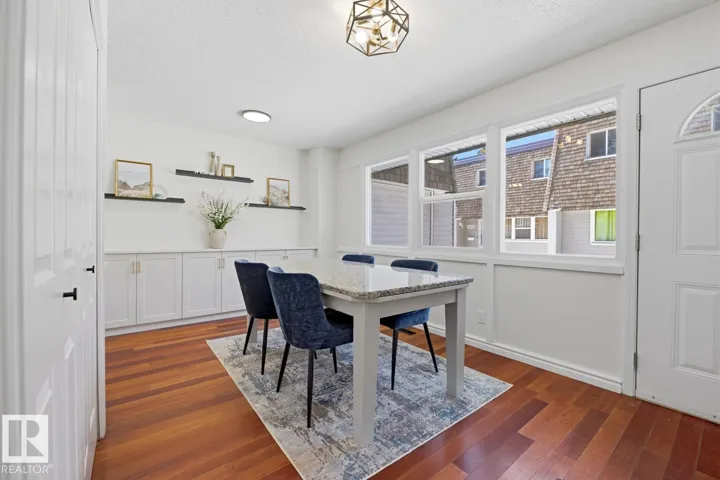 413 VILLAGE ON THE GREEN GR NW, Edmonton, Alberta T5A1G9