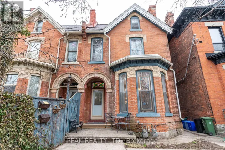 127 EAST AVENUE S, Hamilton (Stinson), Ontario L8N2T6