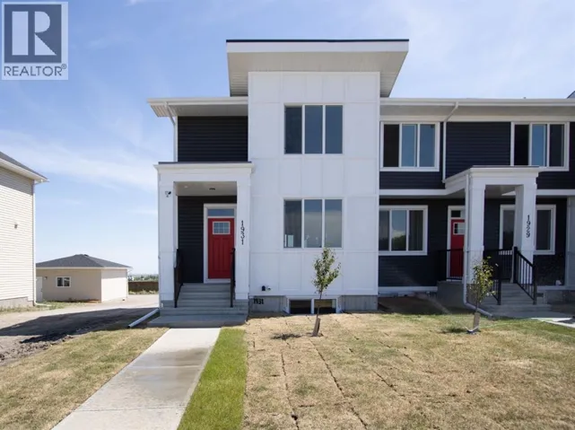 1931 McCaskill Drive, Crossfield, Alberta T0M0C1
